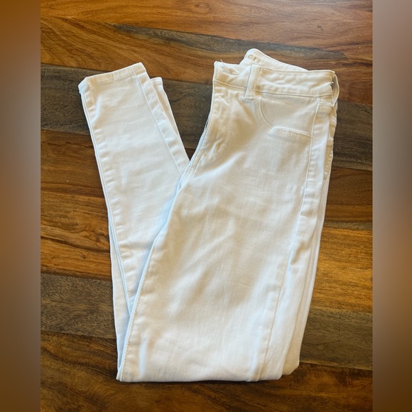 American Eagle high-rise jeggings in white - never worn - Picture 3 of 6